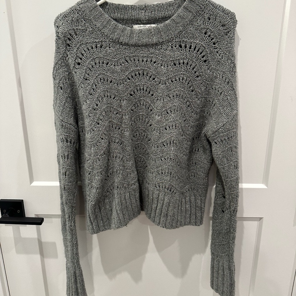 American Eagle Sweater